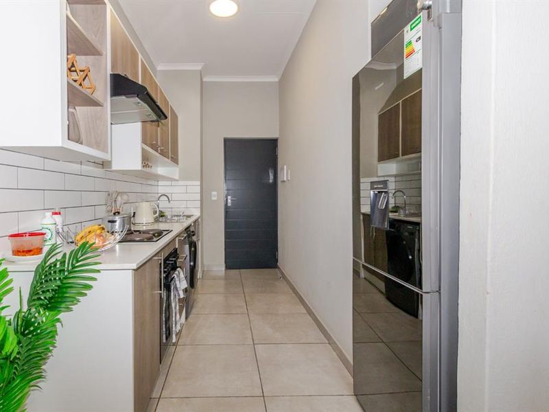 Cosy Glen Marais Flat with Pool Access - Photo 5