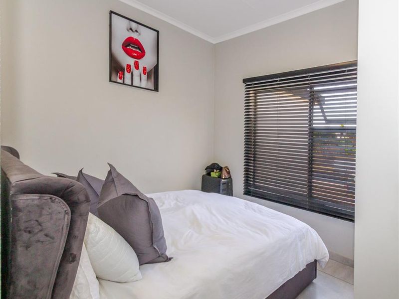 Cosy Glen Marais Flat with Pool Access - Photo 8