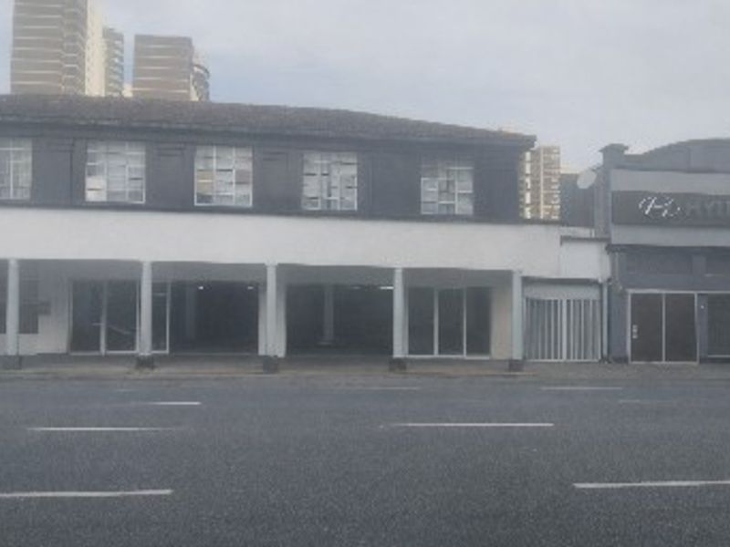 700 sqm Street-Facing Warehouse To Let in Durban CBD - Photo 1