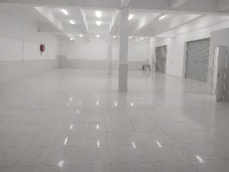 700 sqm Street-Facing Warehouse To Let in Durban CBD - Photo 10