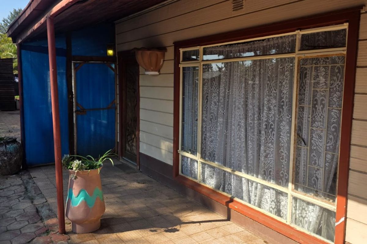 3 Bedr house for sale - Photo 2