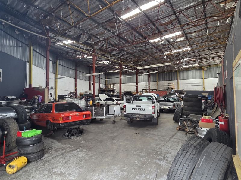 Prime Industrial Warehouse Facility for Sale in Springfield Park - Photo 7