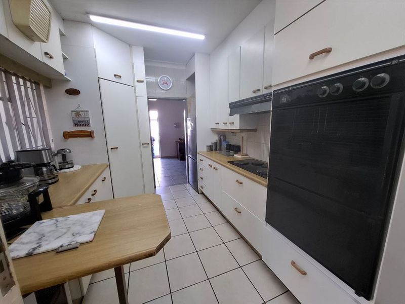 Dual-Living Property with Two Homes and Exceptional Space - Photo 1