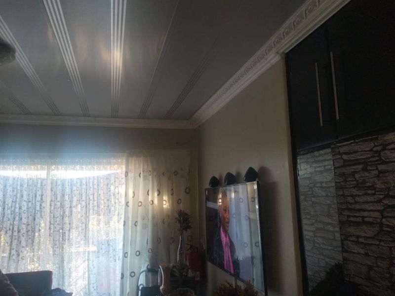 Perfect for First -Time Buyers or Investors - Photo 10
