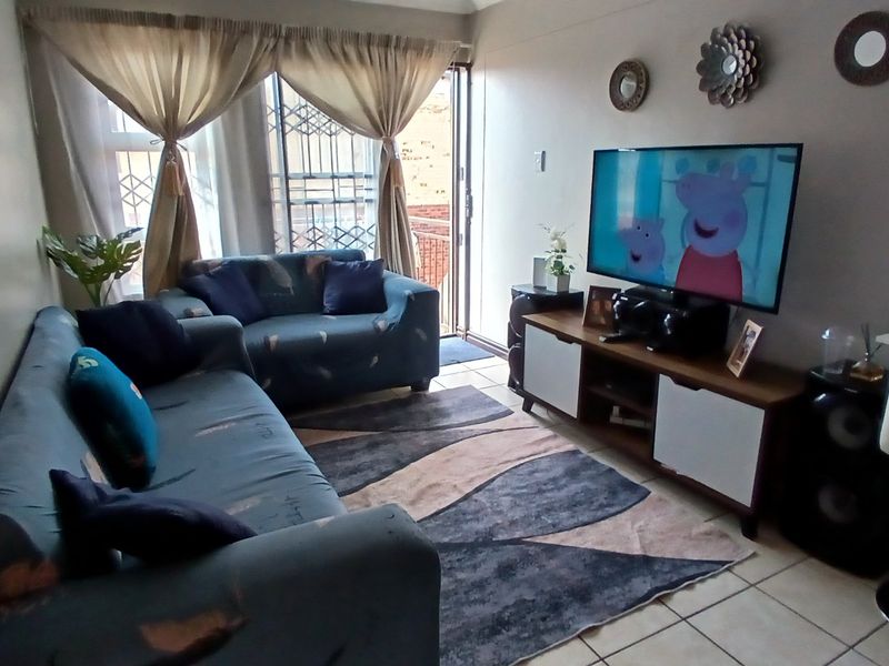 2-Bedroom Apartment with Balcony - Photo 9