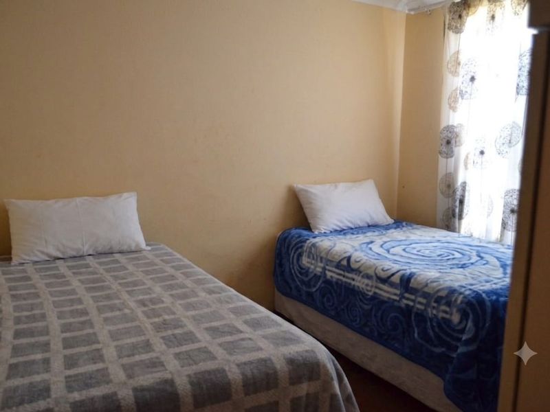 5-Bedroom Property Offering Flexible Family Accommodation & Income Potential - Photo 7