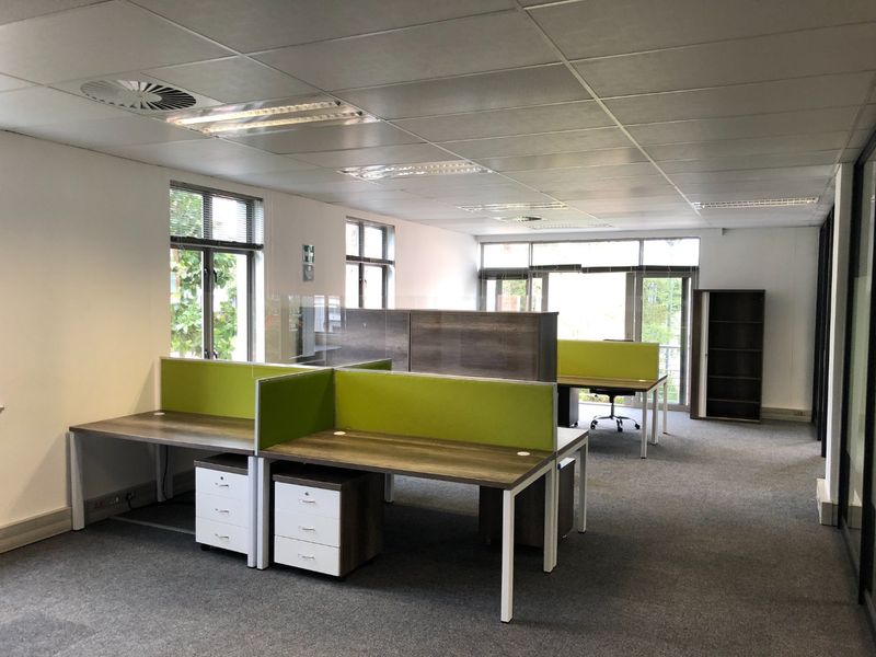 Prime Ground Floor Office Space To Let | Oxford House, Century City - Photo 1