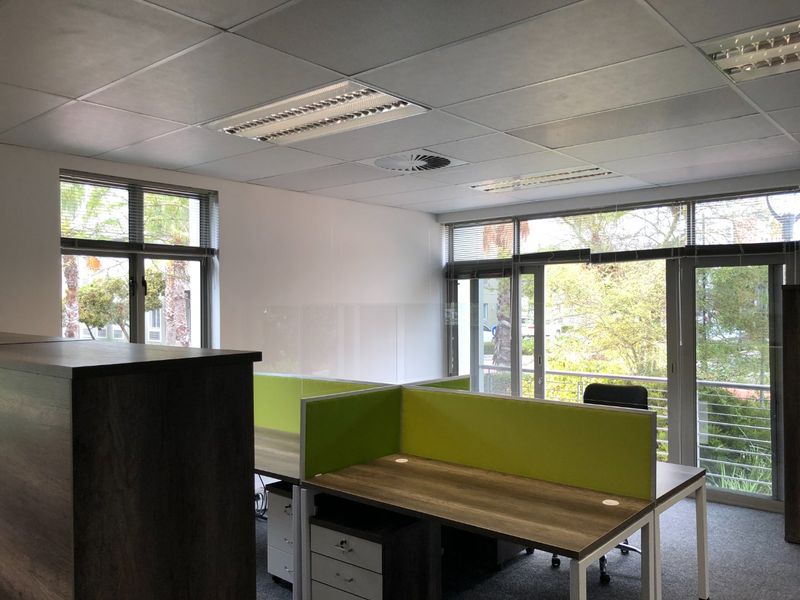 Prime Ground Floor Office Space To Let | Oxford House, Century City - Photo 6