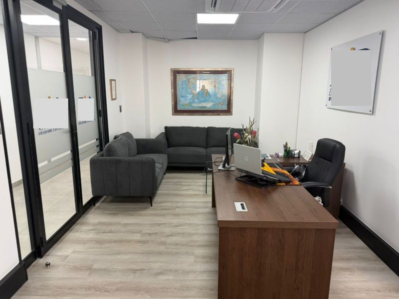 Move-In Ready Office Space in Sunninghill - Photo 1