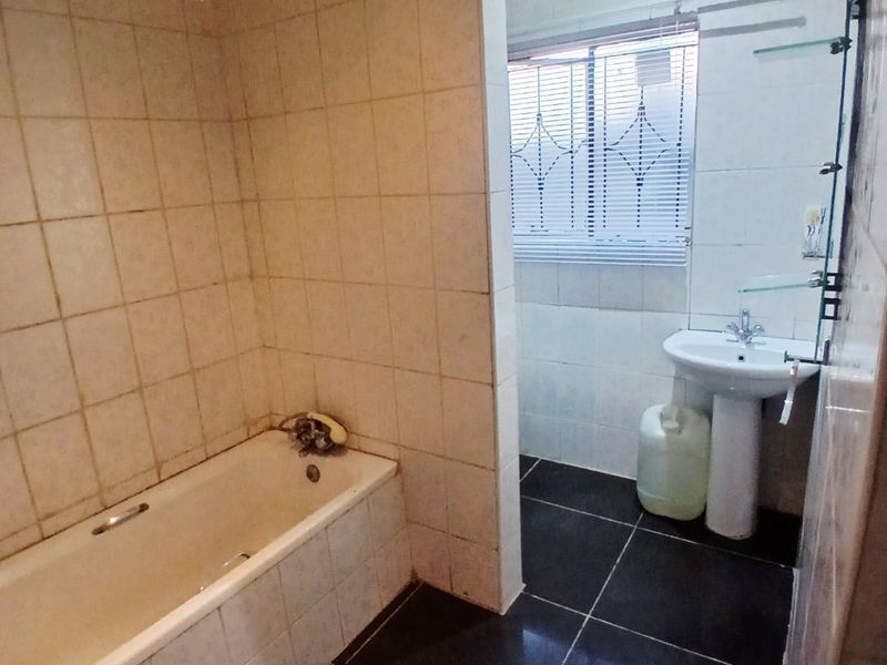 Comfortable Private Room to Rent in Crystal Park, Benoni - Photo 5