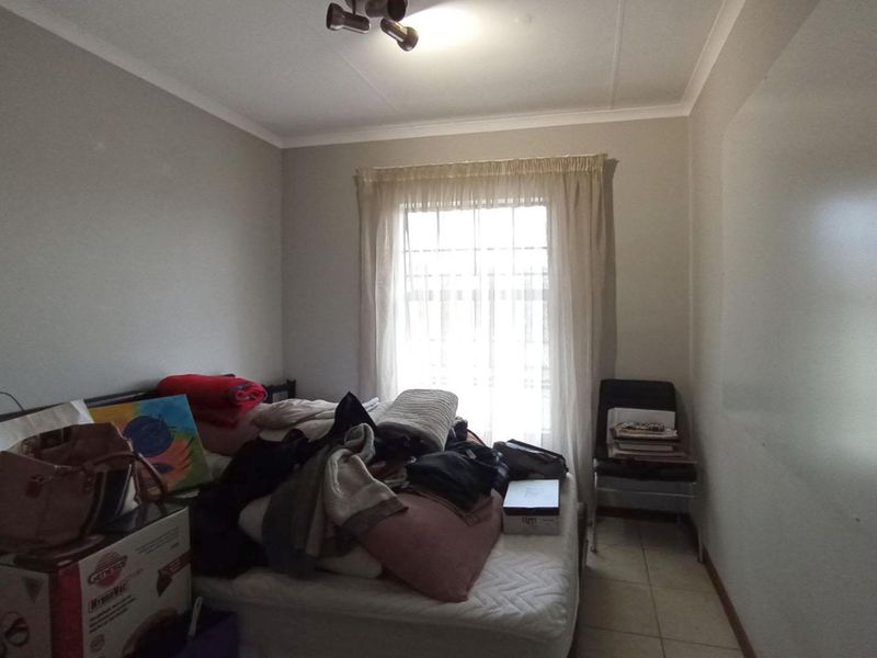 2-Bedroom Apartment in Crescent Glades Estate - Photo 10