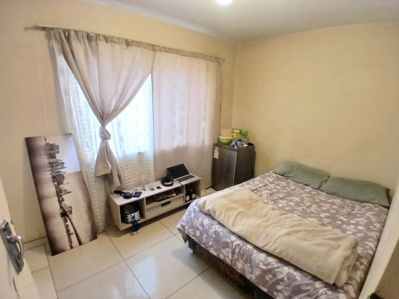 Exceptional Investment Opportunity or Perfect First Home! - Photo 5