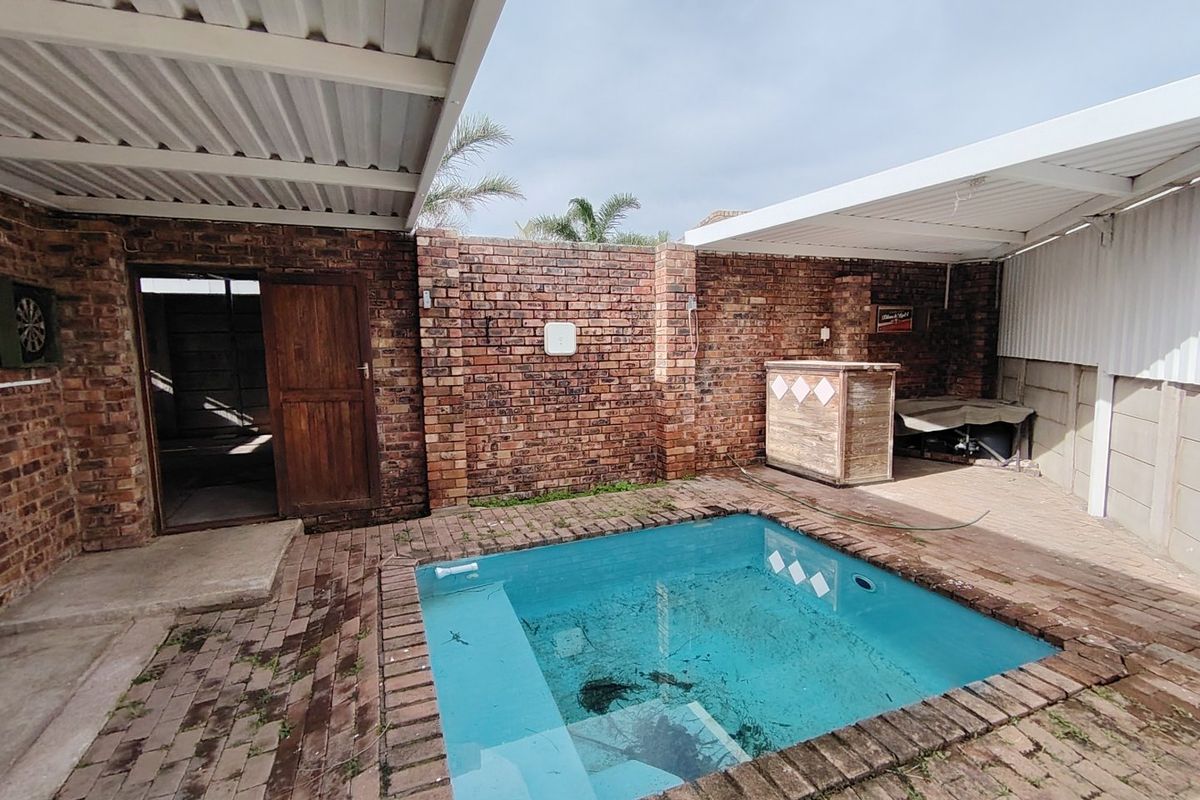 Versatile 3-Bedroom Home-Perfect for First-Time Byers or Downsizers  - Photo 5