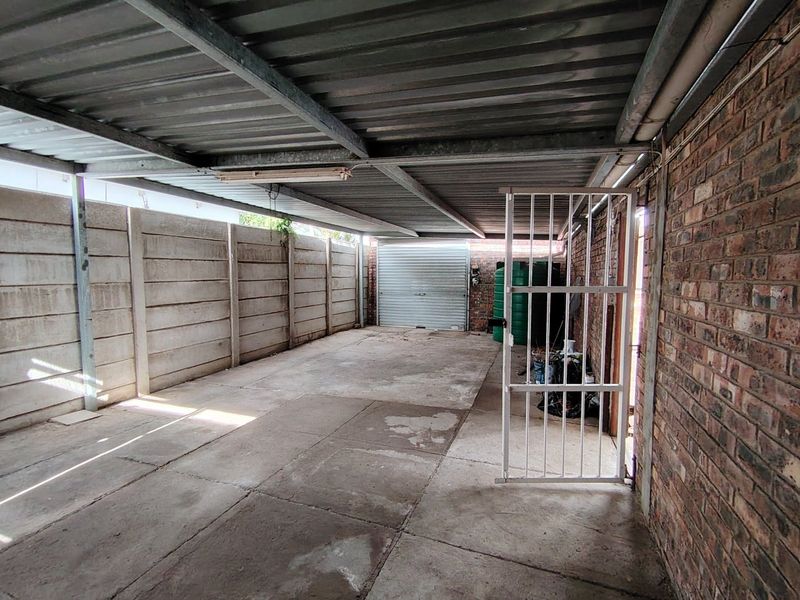Versatile 3-Bedroom Home-Perfect for First-Time Byers or Downsizers  - Photo 6