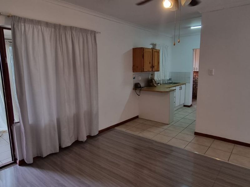 Versatile 3-Bedroom Home-Perfect for First-Time Byers or Downsizers  - Photo 2