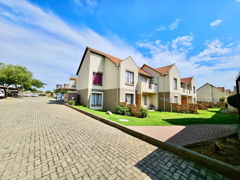 Prime Apartment For Sale - Ready to View & Negotiate. - Photo 1