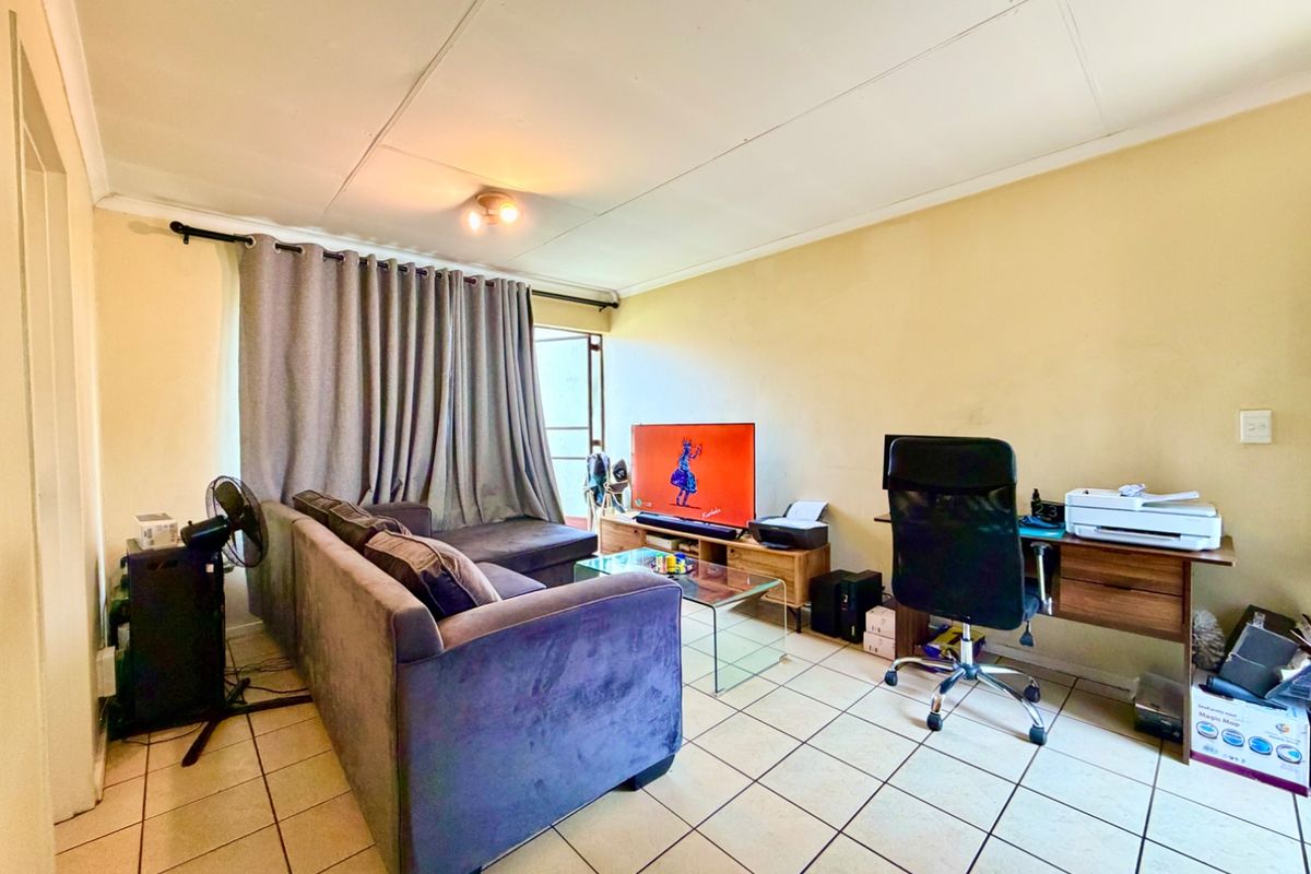 Prime Apartment For Sale - Ready to View & Negotiate. - Photo 4