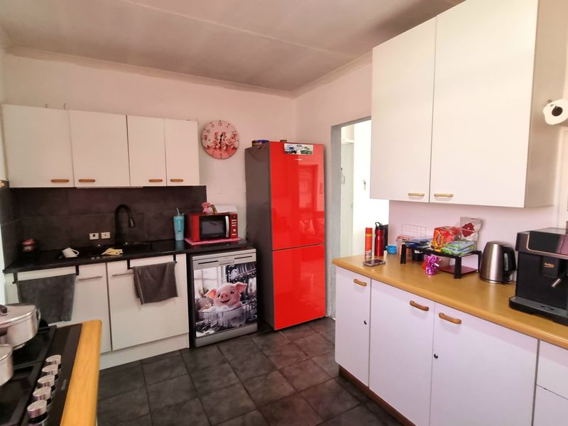 3 Bedroom House for Sale in Edelweiss  - Photo 7