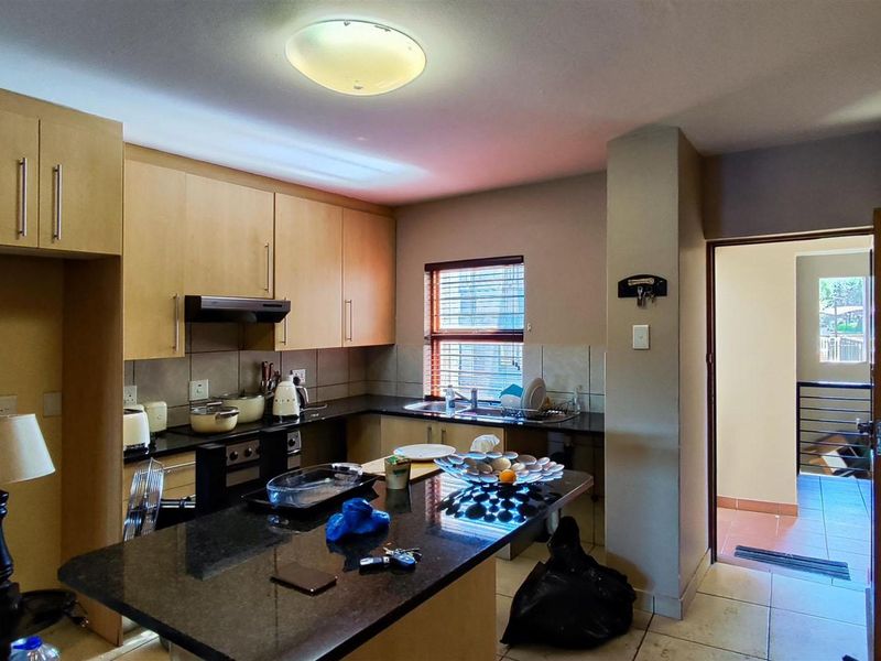 Stylish 3 Bed Appartment in Emfuleni Golf Estate - Photo 3