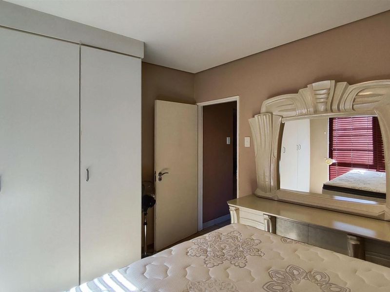 Stylish 3 Bed Appartment in Emfuleni Golf Estate - Photo 8