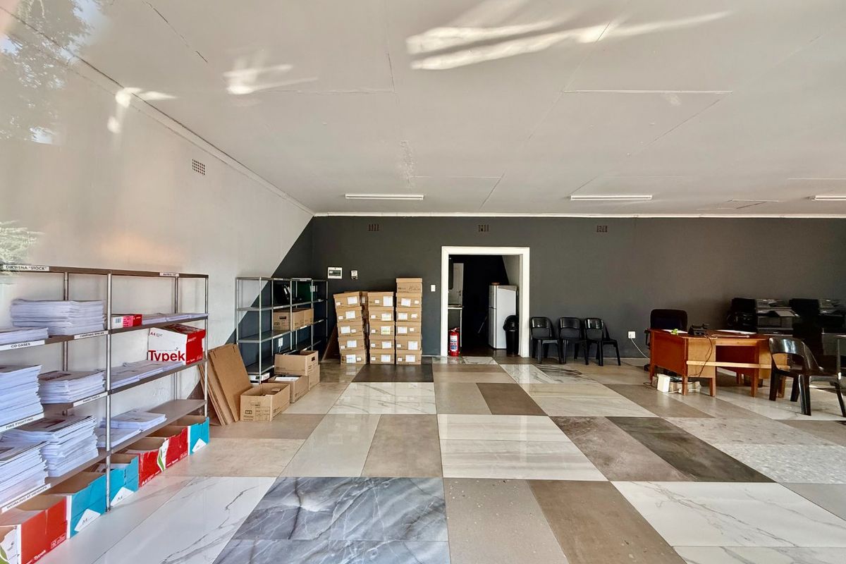 Prime Office Space To Let – 100m2 - Photo 5