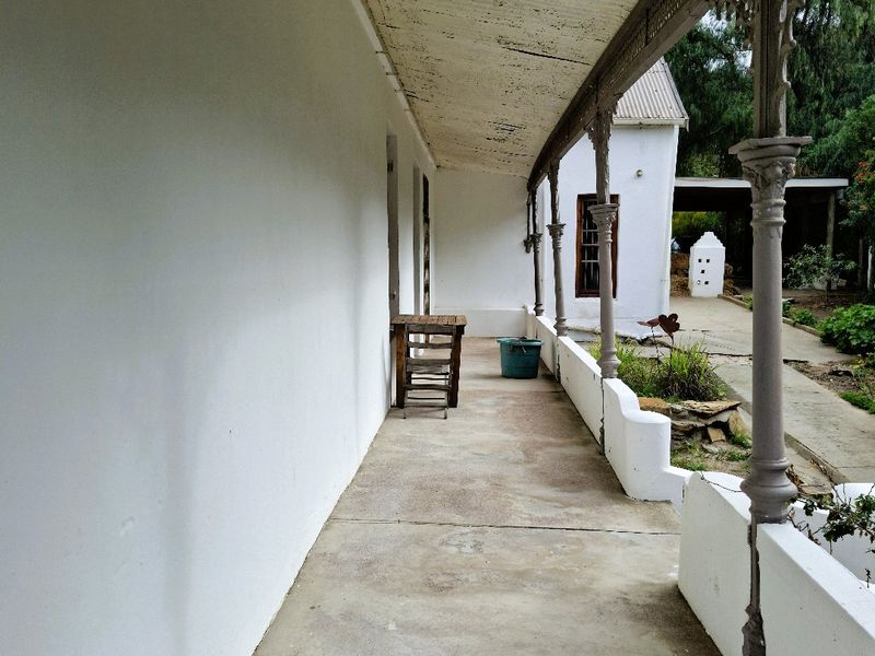 Victorian Riverfront Smallholding – A Rare Find - Photo 4