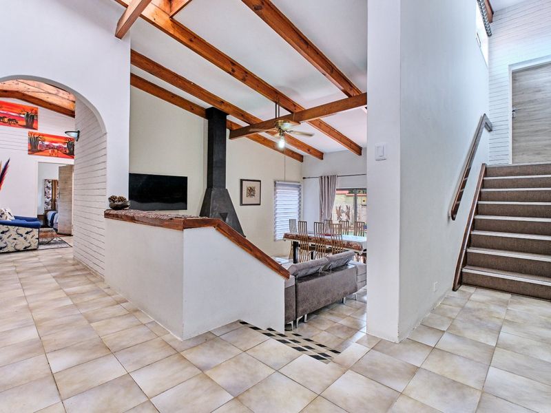 Fully Furnished 5 Bedroom 3 Bathroom House to Rent. - Photo 7