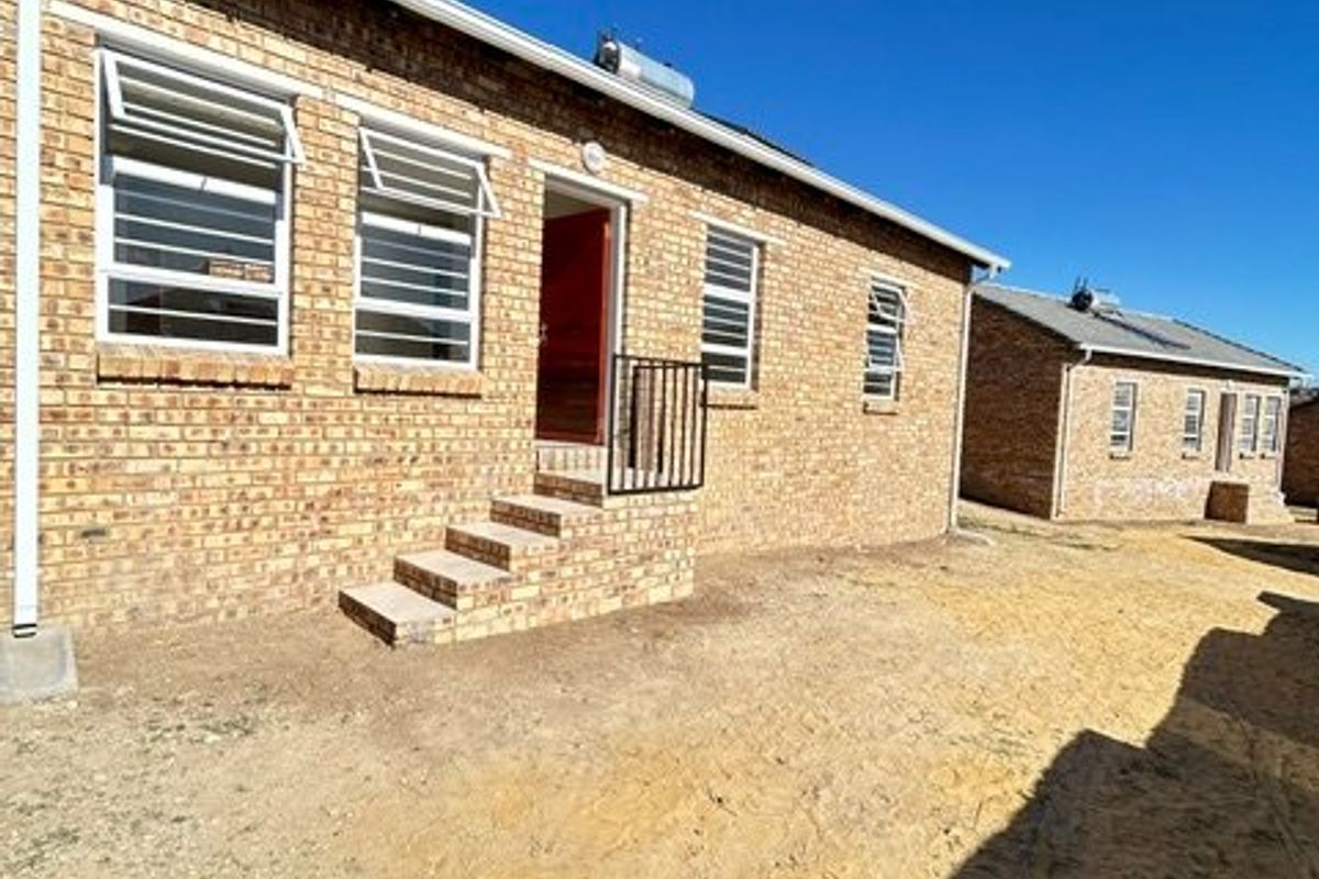 Charming 3 bed house in Olievenhoutbosch - Photo 2