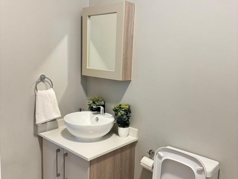 Fully furnished 2 bedroom 2 bathroom first floor Apartment for rent. - Photo 8