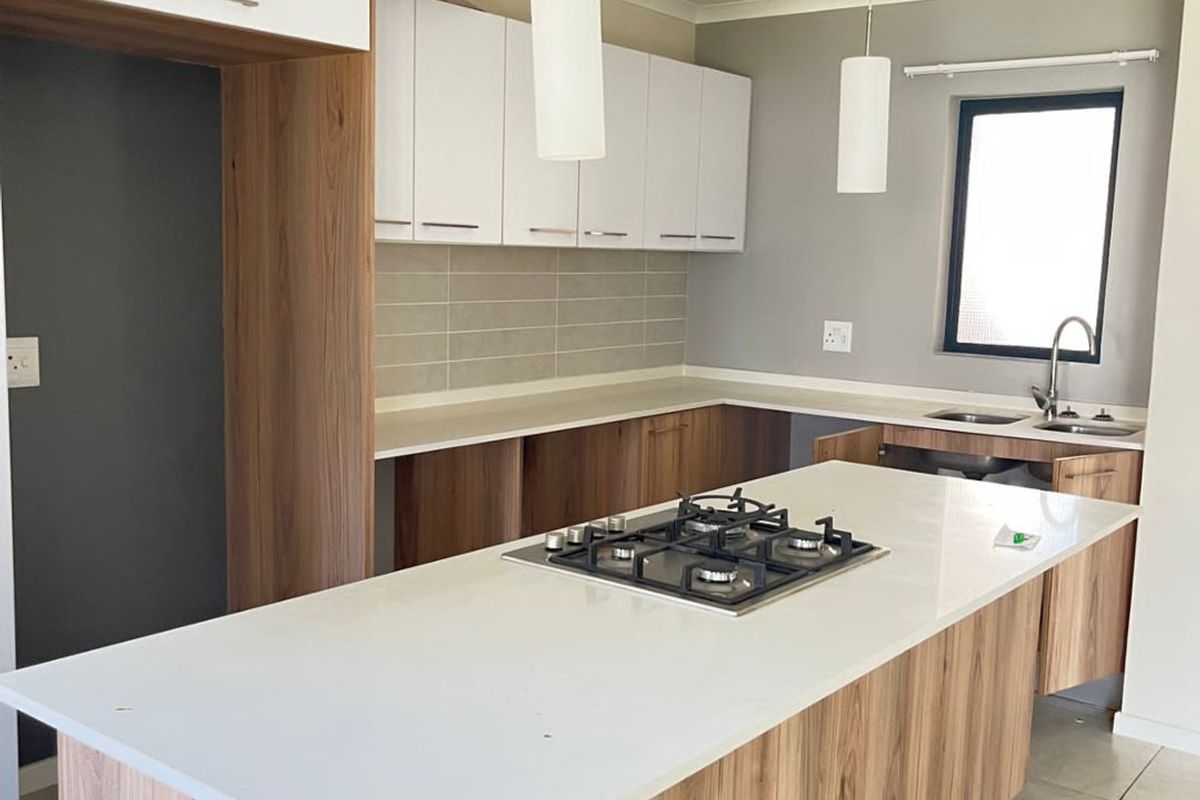 2-Bed, 2-Bath Apartment for Sale in FISH EAGLE - Photo 2
