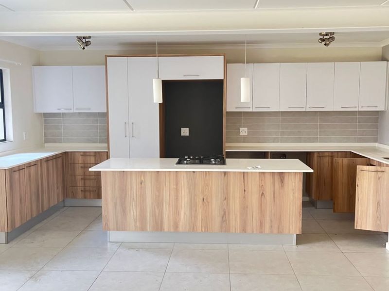 2-Bed, 2-Bath Apartment for Sale in FISH EAGLE - Photo 1