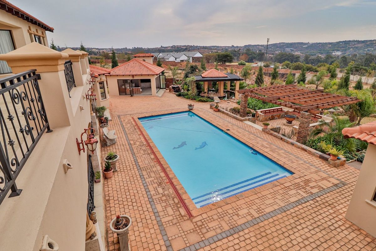 Residential house_A Self-Built Legacy Residence in Mooikloof Heights Estate, Pretoria East - Photo 2