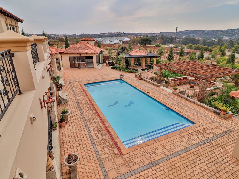 Residential house_A Self-Built Legacy Residence in Mooikloof Heights Estate, Pretoria East - Photo 2