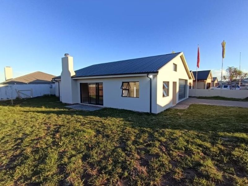 A new 3 bedroom house for sale in the Fountains Estate Jeffreys Bay - Photo 2