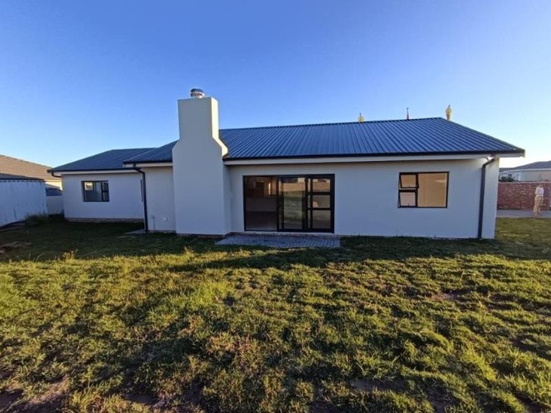 A new 3 bedroom house for sale in the Fountains Estate Jeffreys Bay - Photo 1