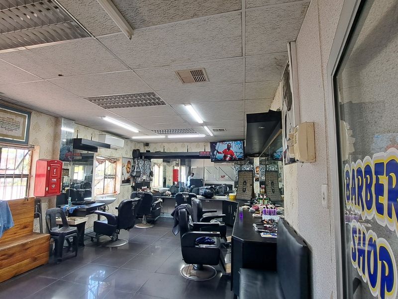 Partially Tenanted Commercial Building  - Photo 8