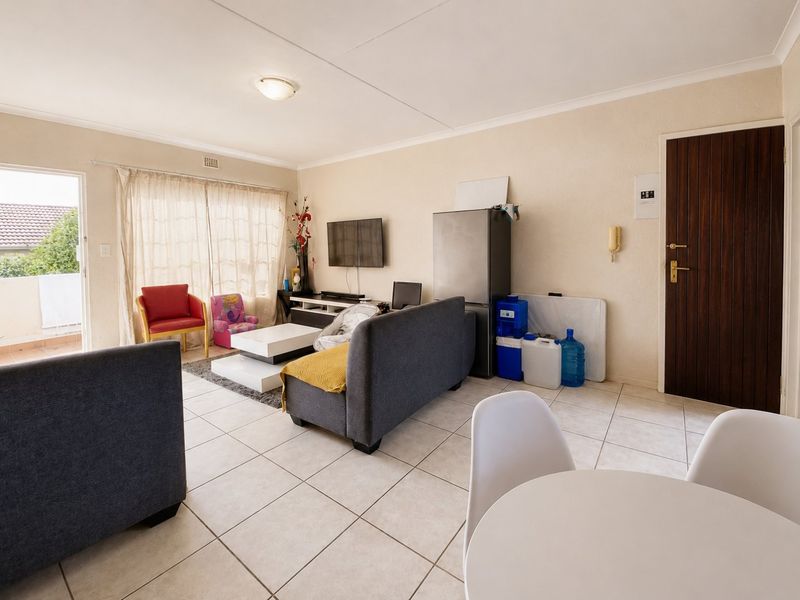 Sunny Eden Glen 1st floor apartment with open plan living! - Photo 8