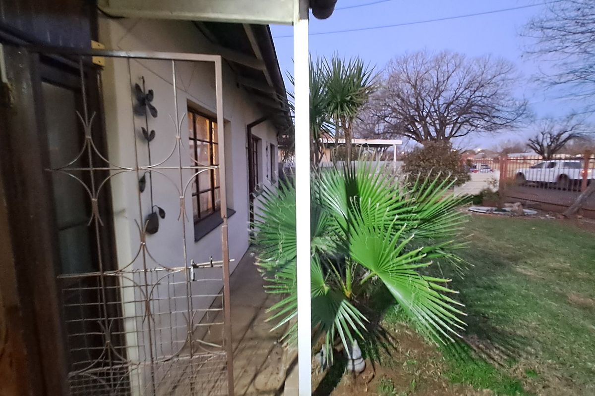 Family favourite home with flatlet in Wilgehof, Bloemfontein - Photo 4