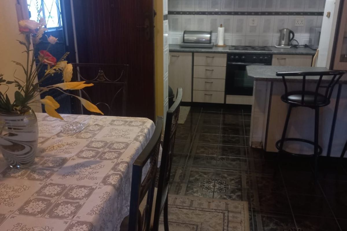 Two Bedroom Shareblock Flat For Sale | Secure Complex | South Beach - Photo 4