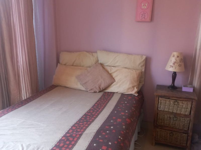 Two-Bedroom Share block Flat for Sale | Secure Complex  - Photo 5