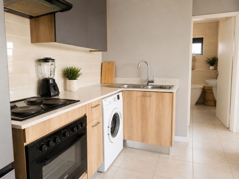 MODERN 1-BEDROOM APARTMENT WITH EXCELLENT INVESTMENT POTENTIAL IN GREENCREEK LIFESTYLE ESTATE - Photo 3