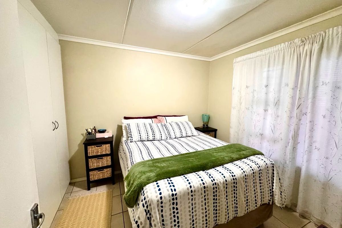 Ground floor 2 bedroom apartment for sale - Photo 5