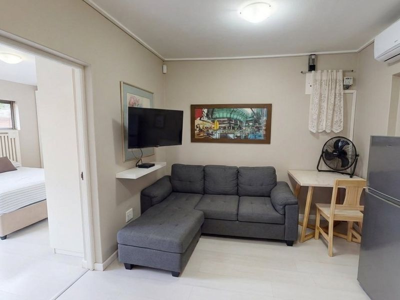 One bedroom garden cottage to let - Photo 6