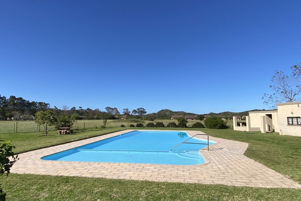 3 Bedroom  House in a Tranquil Country Setting - Photo 5