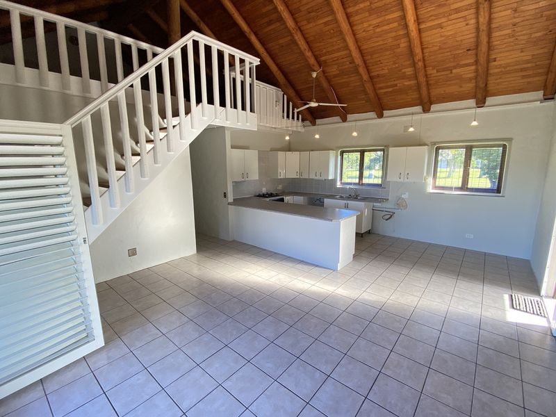 3 Bedroom  House in a Tranquil Country Setting - Photo 8