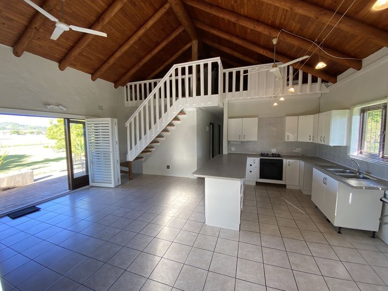 3 Bedroom  House in a Tranquil Country Setting - Photo 6