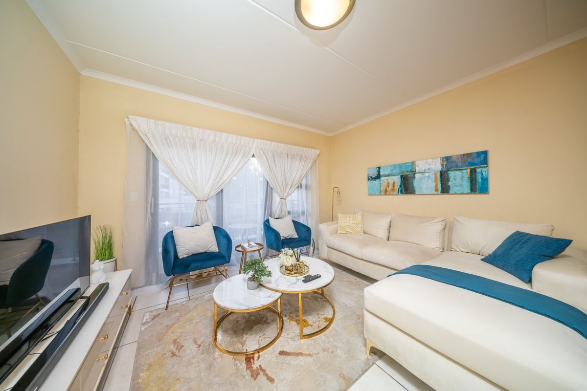 Modern Apartment Living with Beautiful Sunset Views in Greenstone Hill - Photo 4