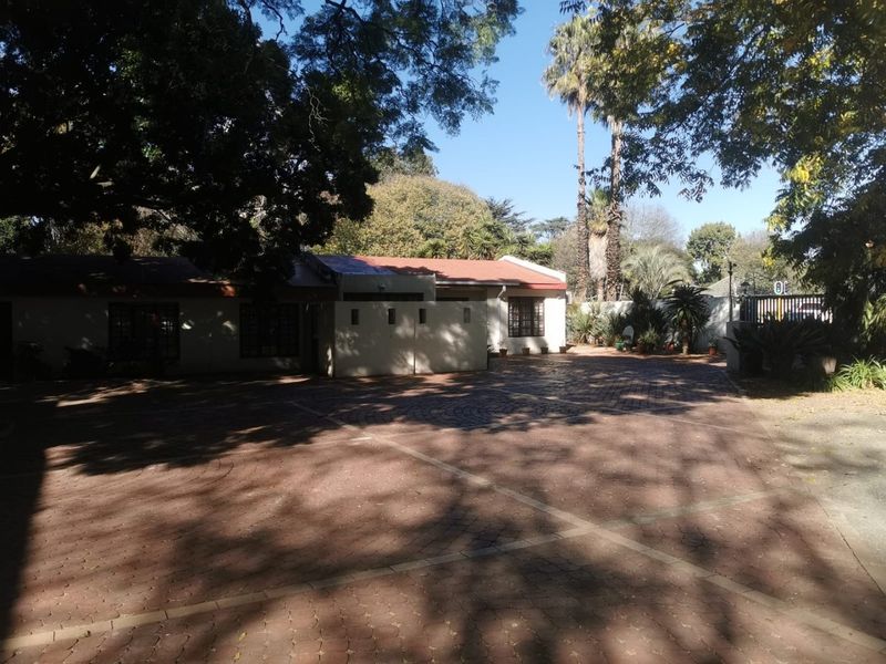 Cozy 1 Bed 1 bathroom cottage in Bedfordview - Photo 2