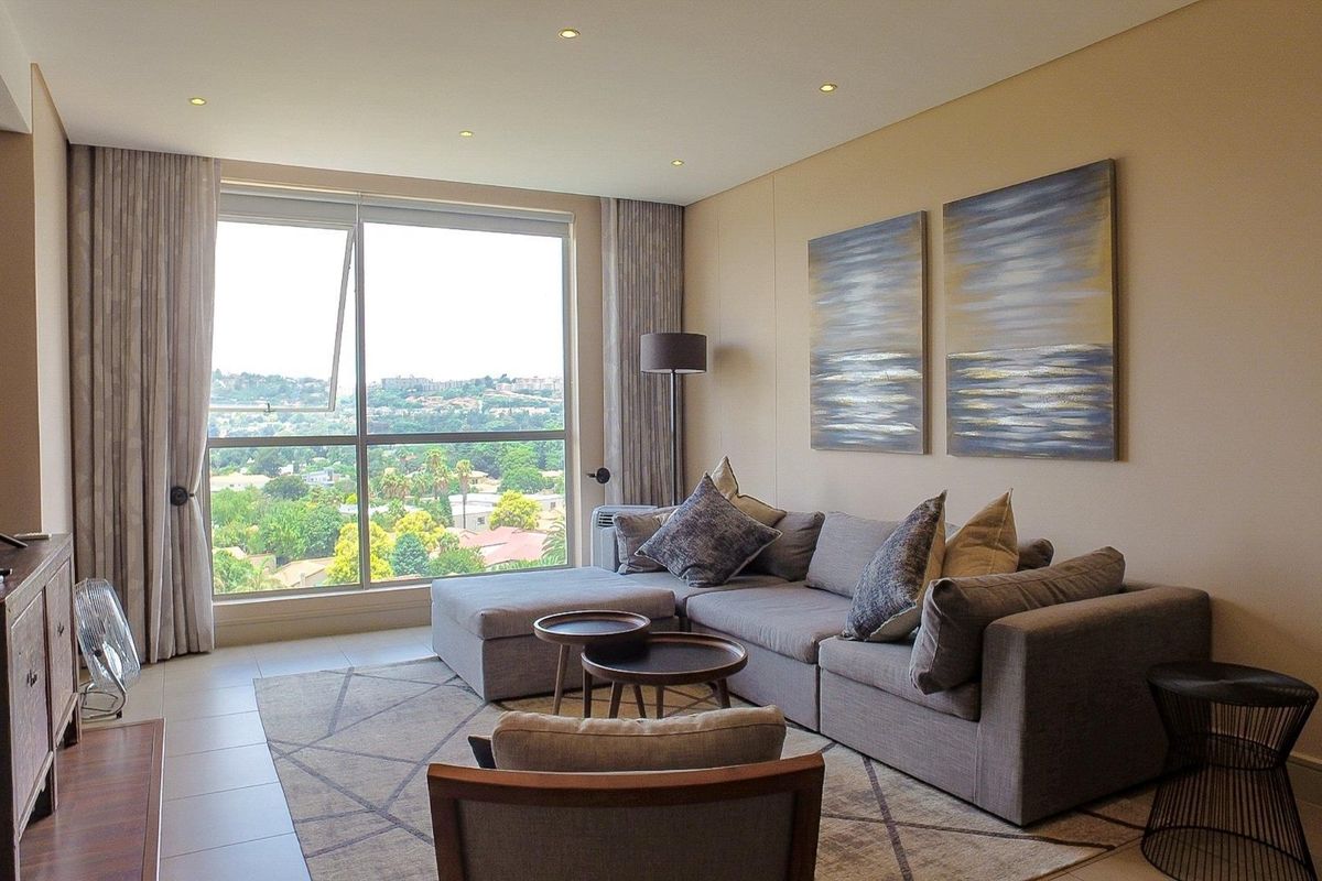 Prime Investment Opportunity | Tenant in Place | Luxury Living Above Bedford Centre - Photo 5