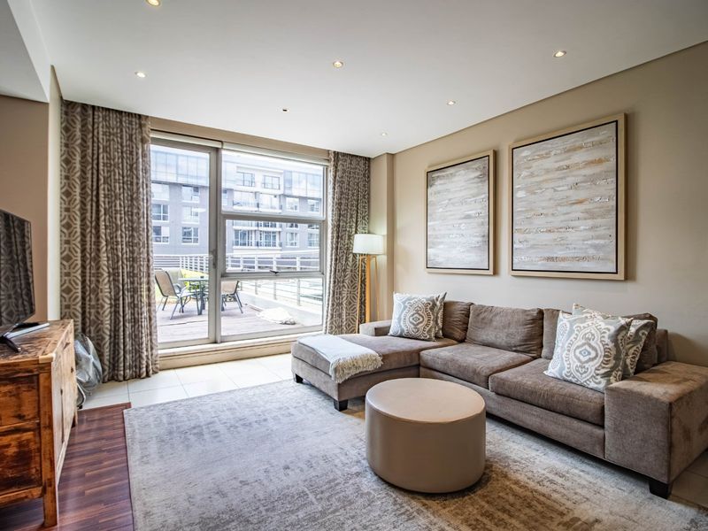Stylish Fully Furnished Garden Apartment | Exceptional Investment Opportunity with Tenant in Place - Photo 5